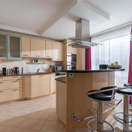 Landhaus Central Tatil Evi *