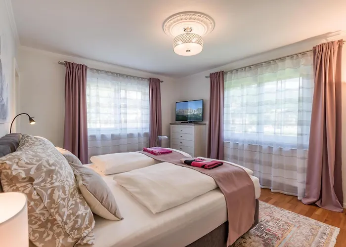 Holiday home Landhaus Central *